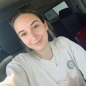 Meet your Posher, Candace